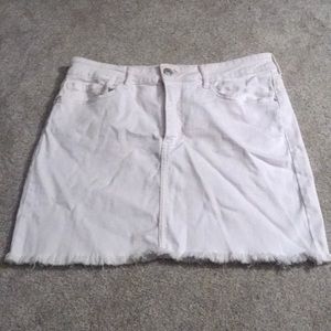 Forever 21 White Jean Skirt Size 30